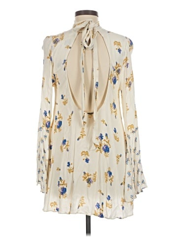 Unbranded 3/4 Sleeve Blouse (view 2)