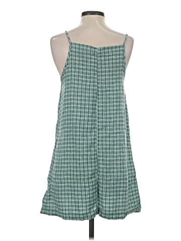 Old Navy Casual Dress (view 2)