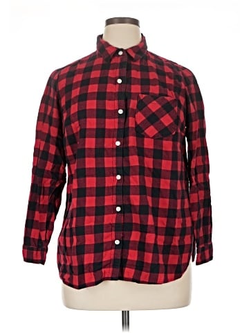 Old Navy Long Sleeve Button-Down Shirt (view 1)