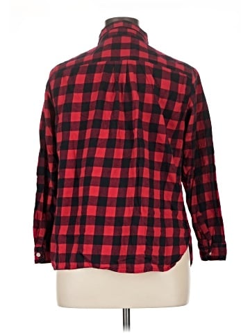 Old Navy Long Sleeve Button-Down Shirt (view 2)