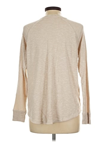 American Eagle Outfitters Long Sleeve T-Shirt (view 2)