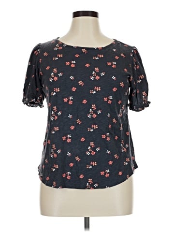 Ann Taylor LOFT Outlet Short Sleeve T-Shirt (view 1)