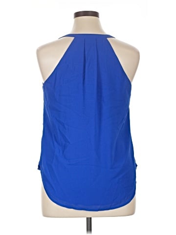 DAILYLOOK Sleeveless Blouse (view 2)
