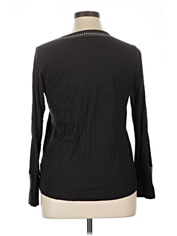 Maurices Long Sleeve T-Shirt (view 2)