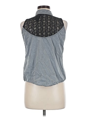 Harley Davidson Sleeveless Button-Down Shirt (view 2)