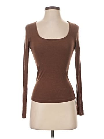 Victoria's Secret Long Sleeve T-Shirt (view 1)