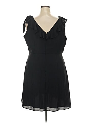 Ann Taylor LOFT Cocktail Dress (view 2)