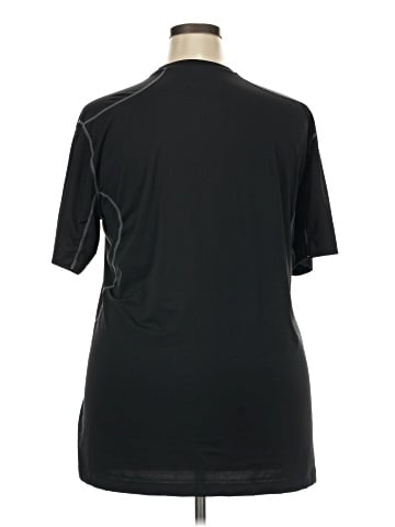 Nike Active T-Shirt (view 2)