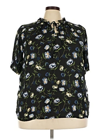 Violet & Claire 3/4 Sleeve Blouse (view 1)