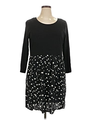 TWO by Vince Camuto Casual Dress (view 1)