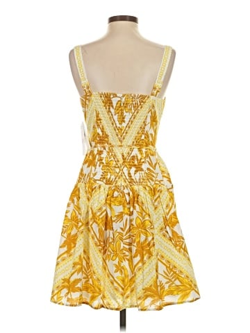 Julia Jordan Casual Dress (view 2)