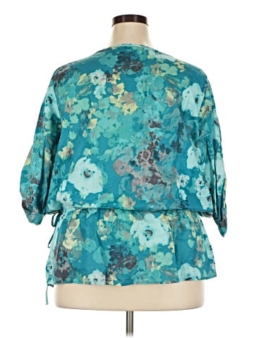 Croft & Barrow 3/4 Sleeve Blouse (view 2)