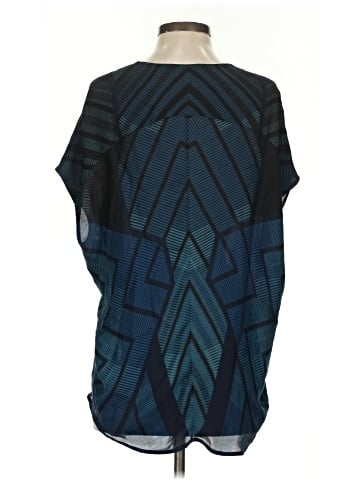 Vince. Short Sleeve Silk Top (view 2)