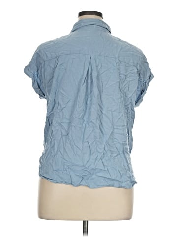 Rose + Olive Sleeveless Button-Down Shirt (view 2)