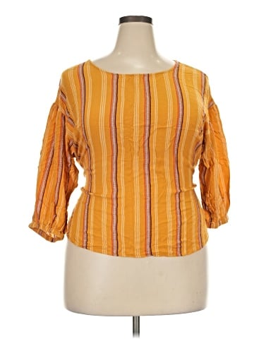 a.n.a. A New Approach 3/4 Sleeve Blouse (view 1)