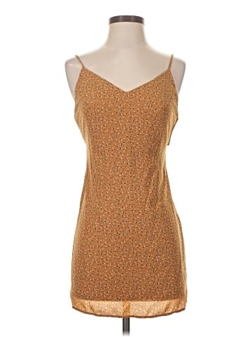 Forever 21 Casual Dress (view 1)