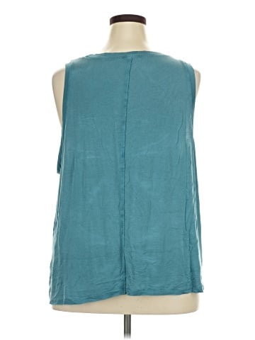 Maurices Sleeveless T-Shirt (view 2)