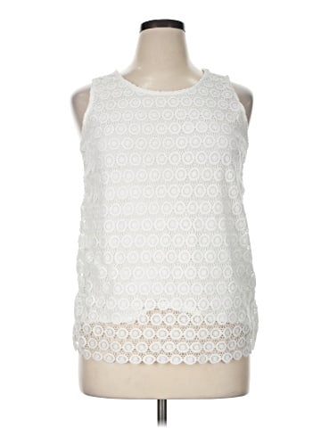 Cupio Sleeveless Top (view 1)