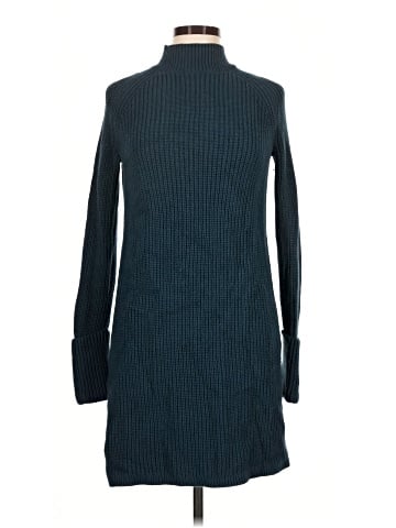 Banana Republic Turtleneck Sweater (view 1)