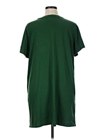 Old Navy Short Sleeve T-Shirt (view 2)