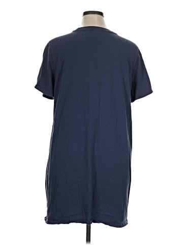 Old Navy Short Sleeve T-Shirt (view 2)