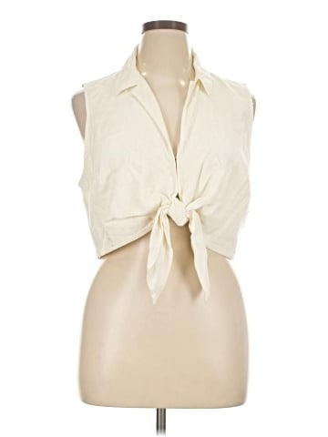 Abercrombie & Fitch Sleeveless Button-Down Shirt (view 1)