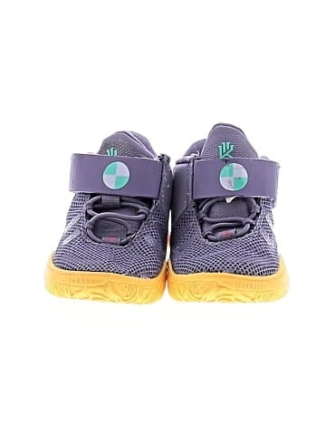 Nike Sneakers (view 2)