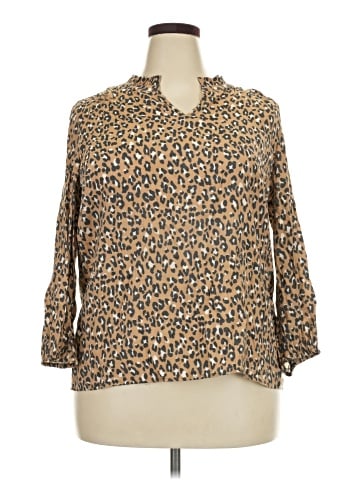 Kim Rogers 3/4 Sleeve Button-Down Shirt (view 1)