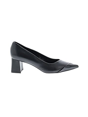 AGL Heels (view 1)