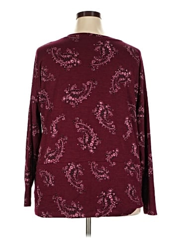 Liz Claiborne Long Sleeve T-Shirt (view 2)