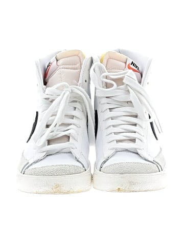 Nike Sneakers (view 2)