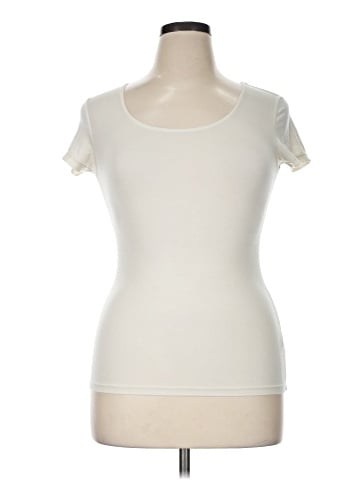 Uniqlo Short Sleeve T-Shirt (view 1)