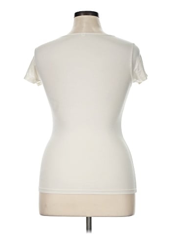 Uniqlo Short Sleeve T-Shirt (view 2)