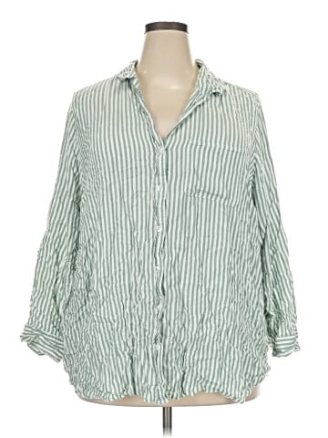 Velvet Heart 3/4 Sleeve Button-Down Shirt (view 1)