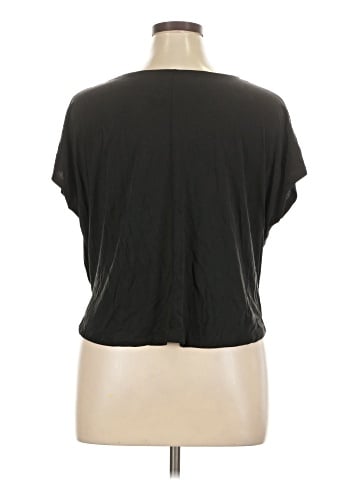 Torrid Short Sleeve T-Shirt (view 2)