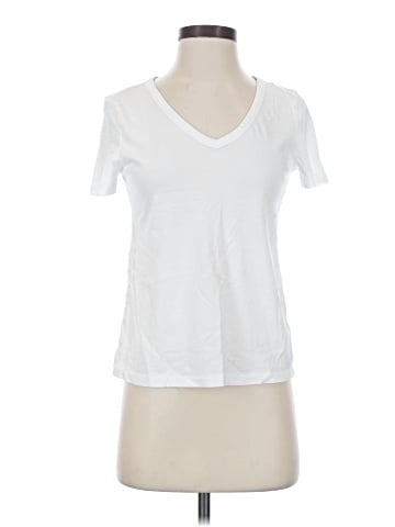 Gap Short Sleeve T-Shirt (view 1)