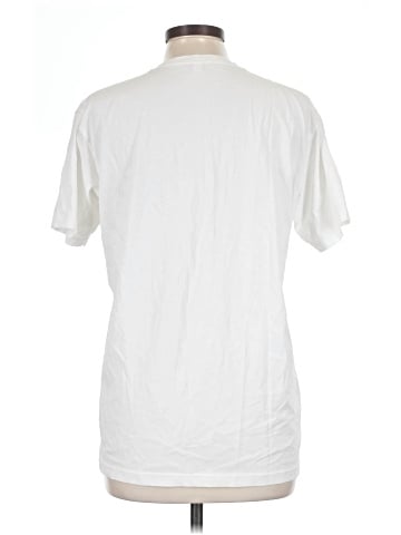 Uniqlo Short Sleeve T-Shirt (view 2)