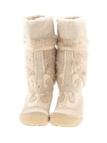 Reaction Boots (view 2)
