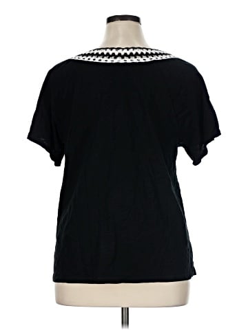 Leo & Nicole Short Sleeve T-Shirt (view 2)