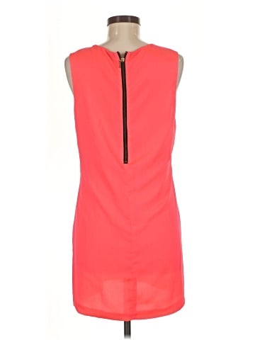 Naven Sleeveless T-Shirt (view 2)
