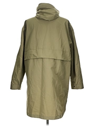 Everlane Raincoat (view 2)