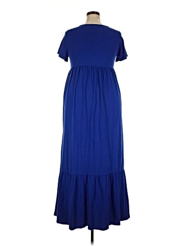 Crown & Ivy Casual Dress (view 2)