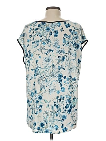 Nue Options Sleeveless T-Shirt (view 2)