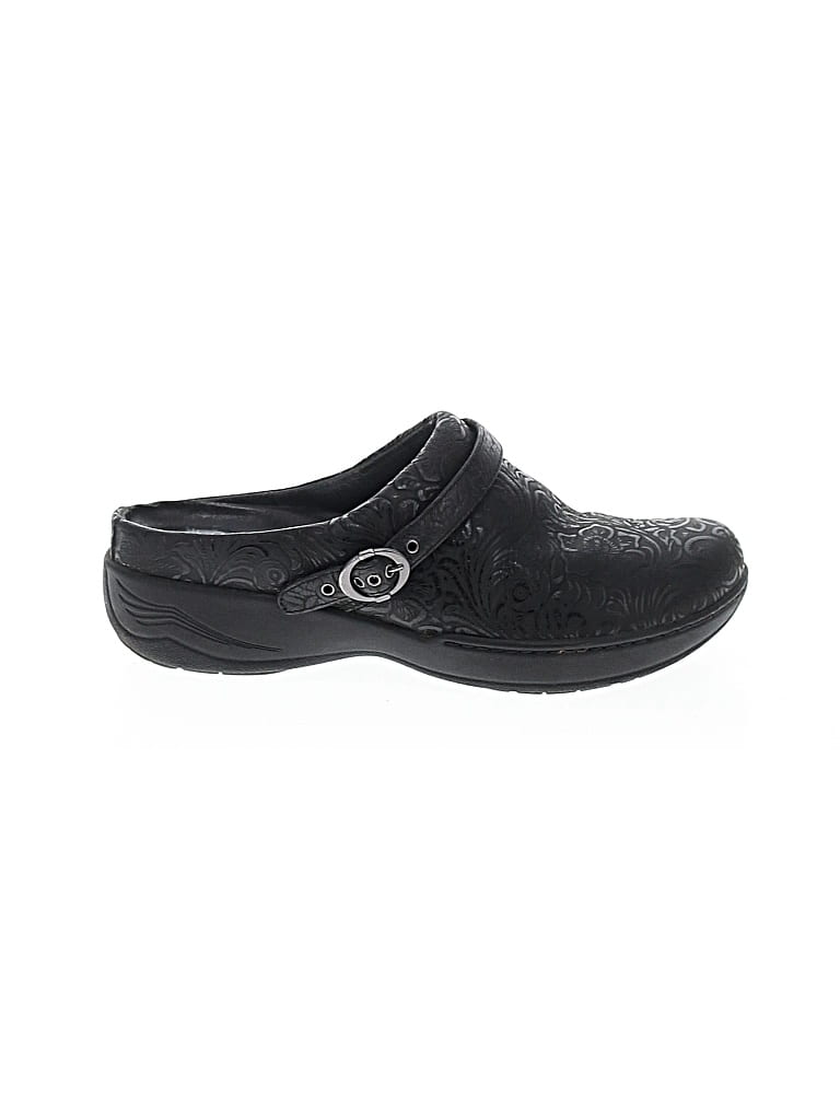 Pre-owned Dansko Mule/clog In Black