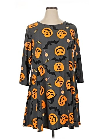 St. John's Bay Casual Dress (view 1)
