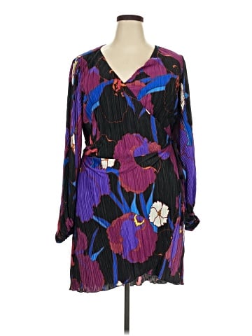 City Chic Casual Dress (view 1)