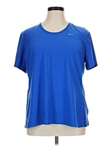 Nike Active T-Shirt (view 1)