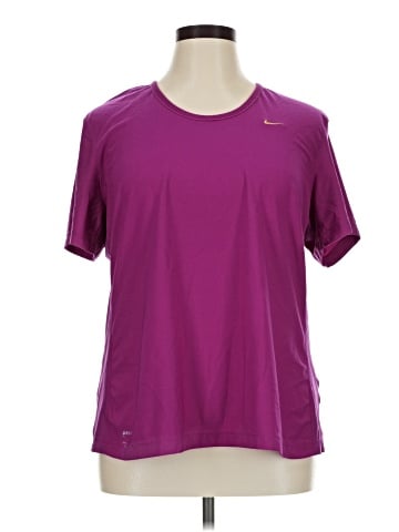 Nike Active T-Shirt (view 1)