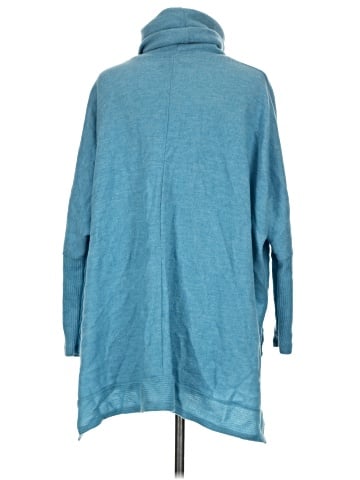 Cherish 3/4 Sleeve Turtleneck (view 2)