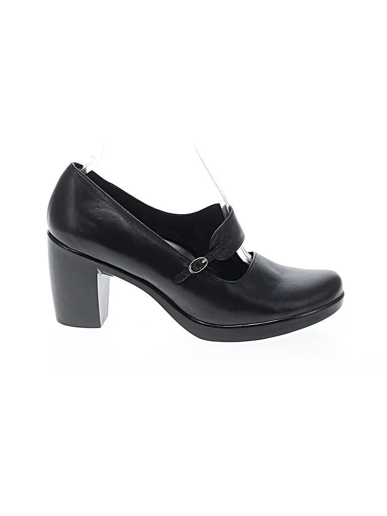 Pre-owned Dansko Heels In Black